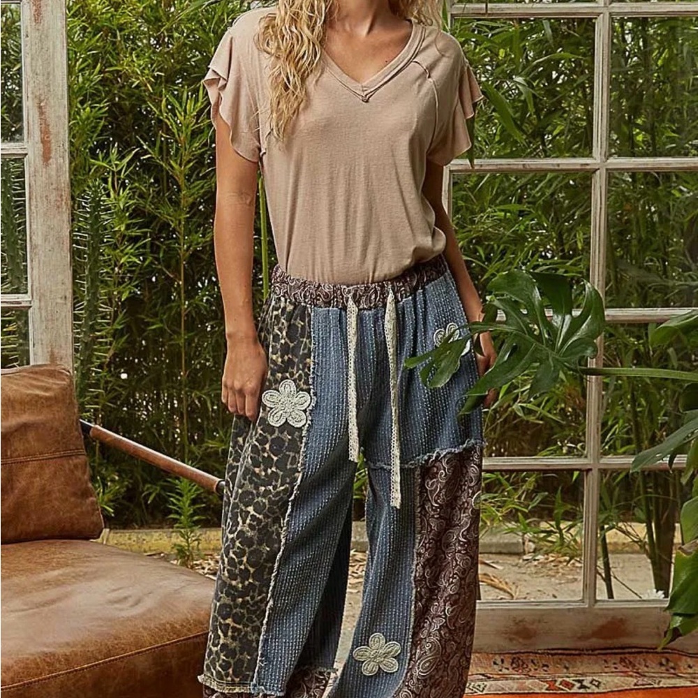 POL Multicolor Patchwork Joggers - Picture 6 of 7